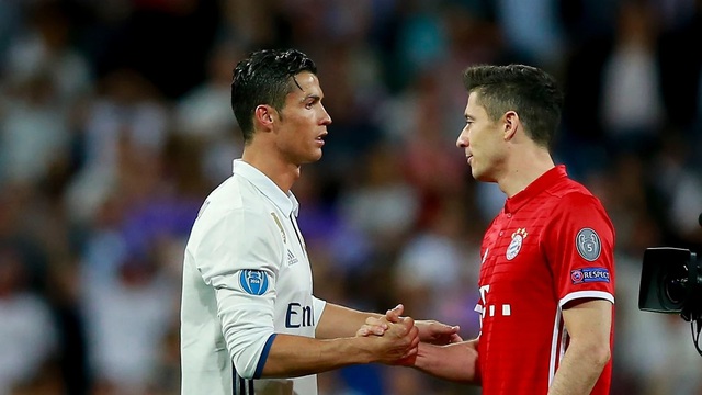 Lewandowski rất tôn trọng Ronaldo.