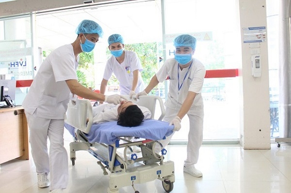 ha-noi-5-17530827918711177148907 Y tế Hà Nội trực 24/24, sẵn sàng nhân lực, thuốc men ứng phó bão lũ - Ảnh 1.